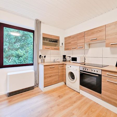 Raj Living - 1 , 2 And 3 Room Monteur Apartments ดุยส์บูร์ก ภายนอก รูปภาพ
